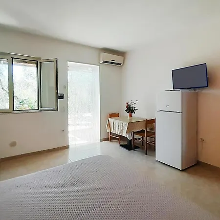 Appartamento Stunning In With Kitchen Vieste